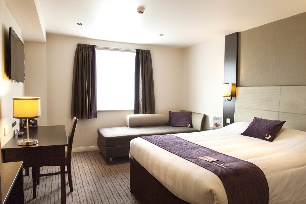 Premier Inn London Bexleyheath Extérieur photo