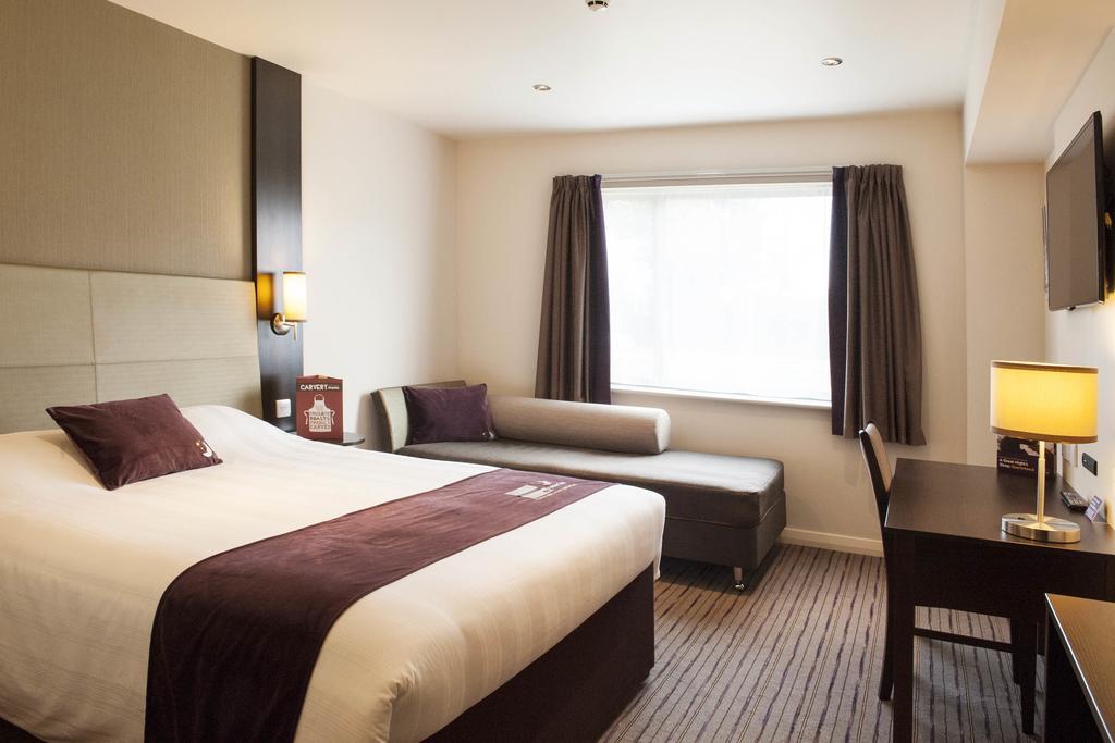 Premier Inn London Bexleyheath Extérieur photo